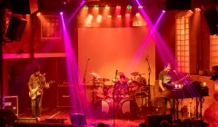 Rush: Stage Left recria show da turnê de 'Grace Under Pressure'